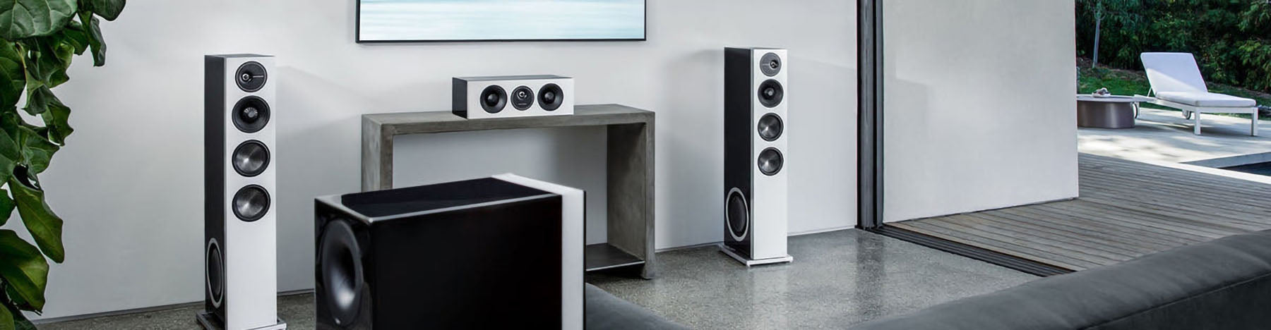 Floorstanding Speakers.