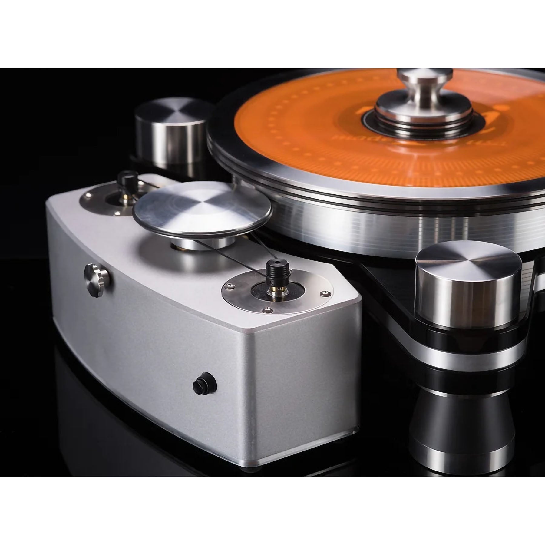 VPI Avenger Plus Turntable