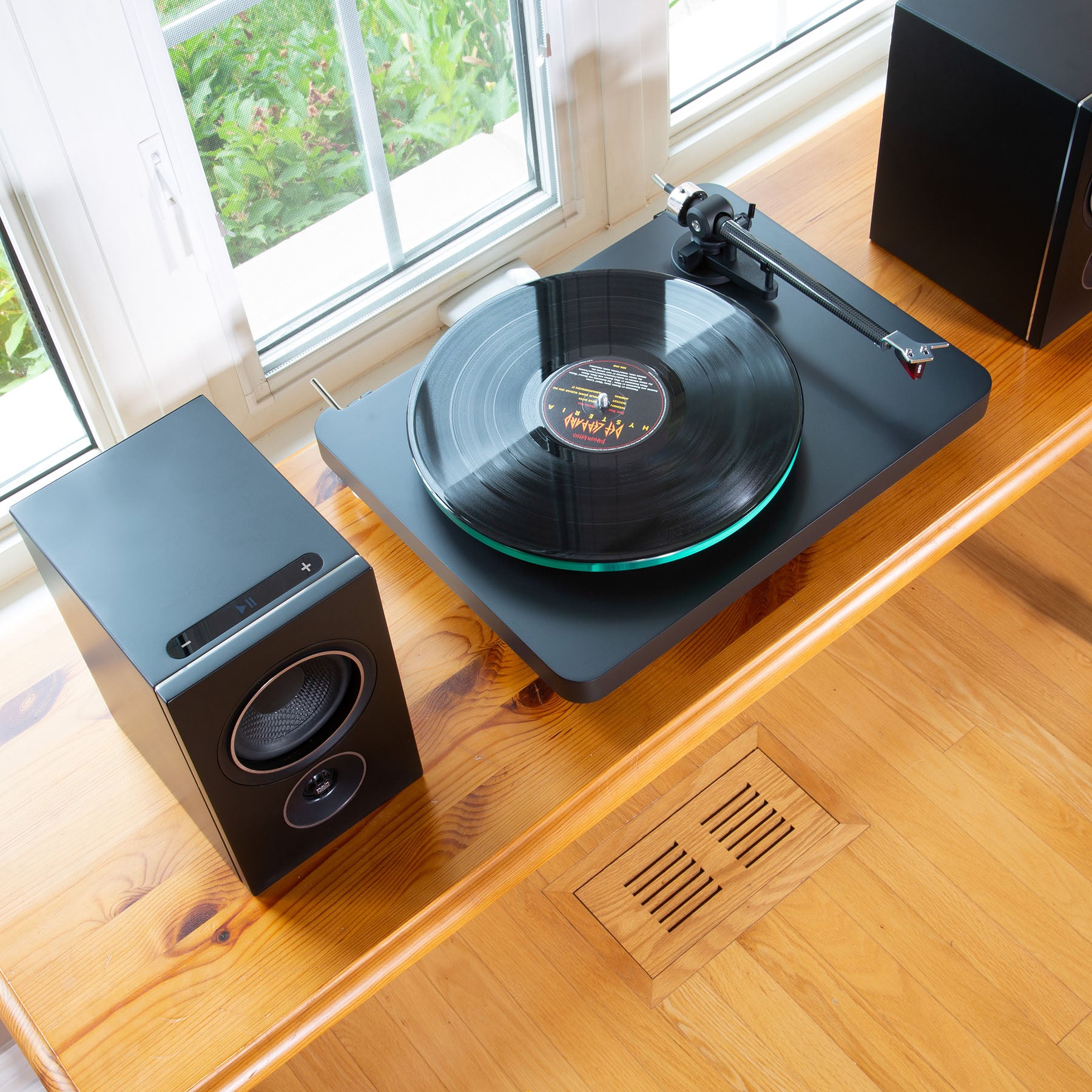 PSB Alpha iQ - Streaming Powered Bookshelf Speakers with BluOS (pair)