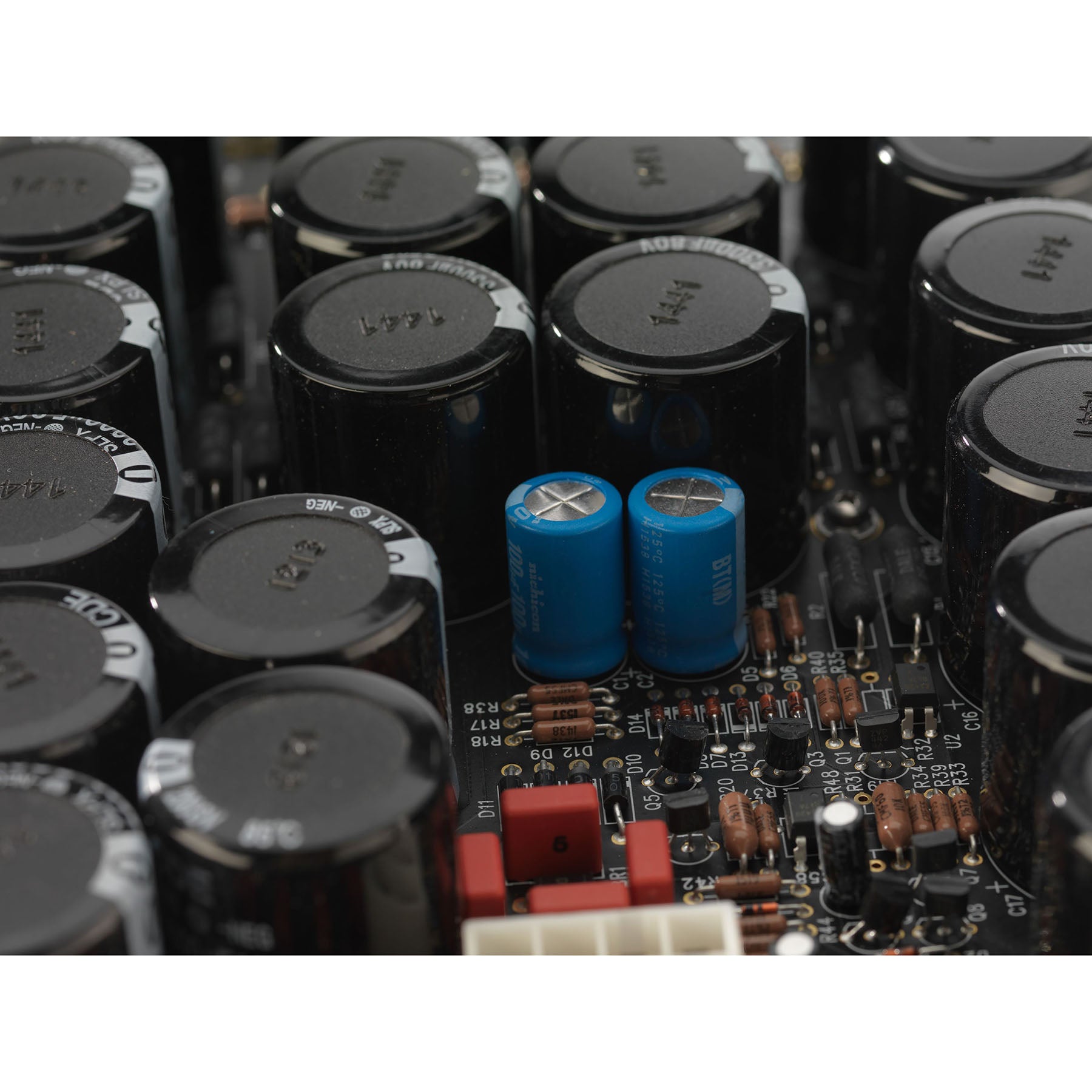 Mark Levinson No 534 Dual-Monaural Amplifier