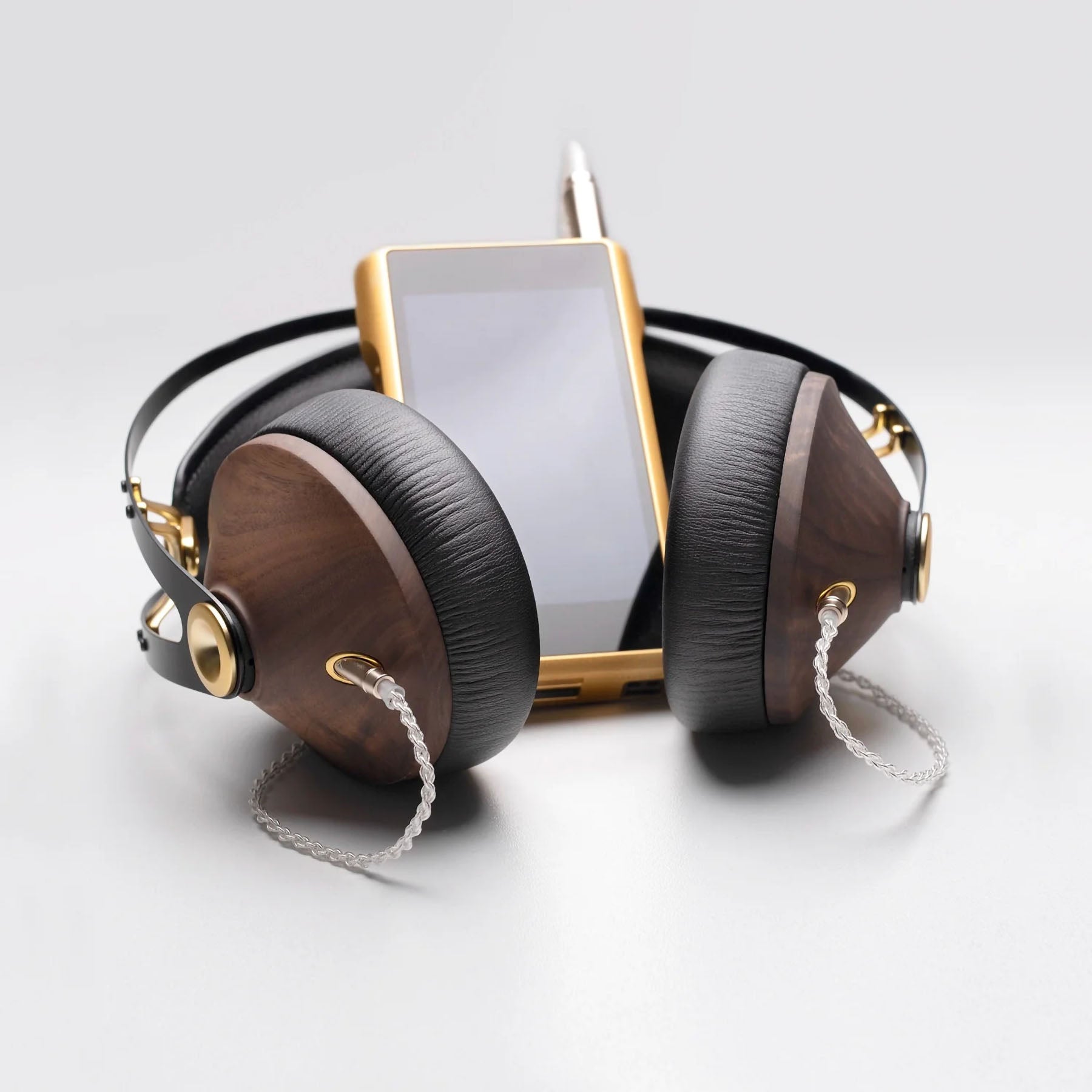 Meze Audio 3.5 MM White/Silver Plated Upgrade Cable