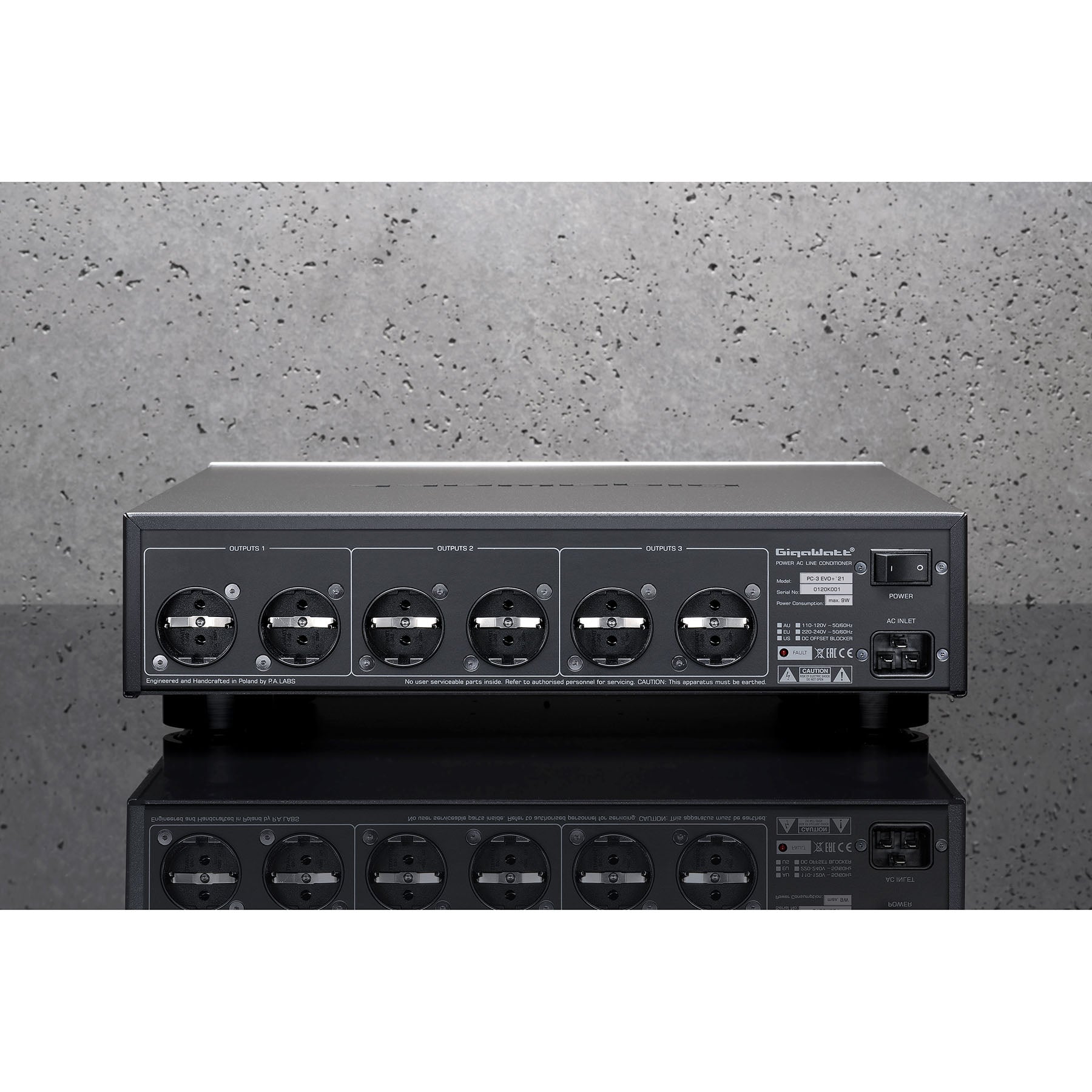 GigaWatt PC-3 SE EVO+ Premium Power Line Conditioner