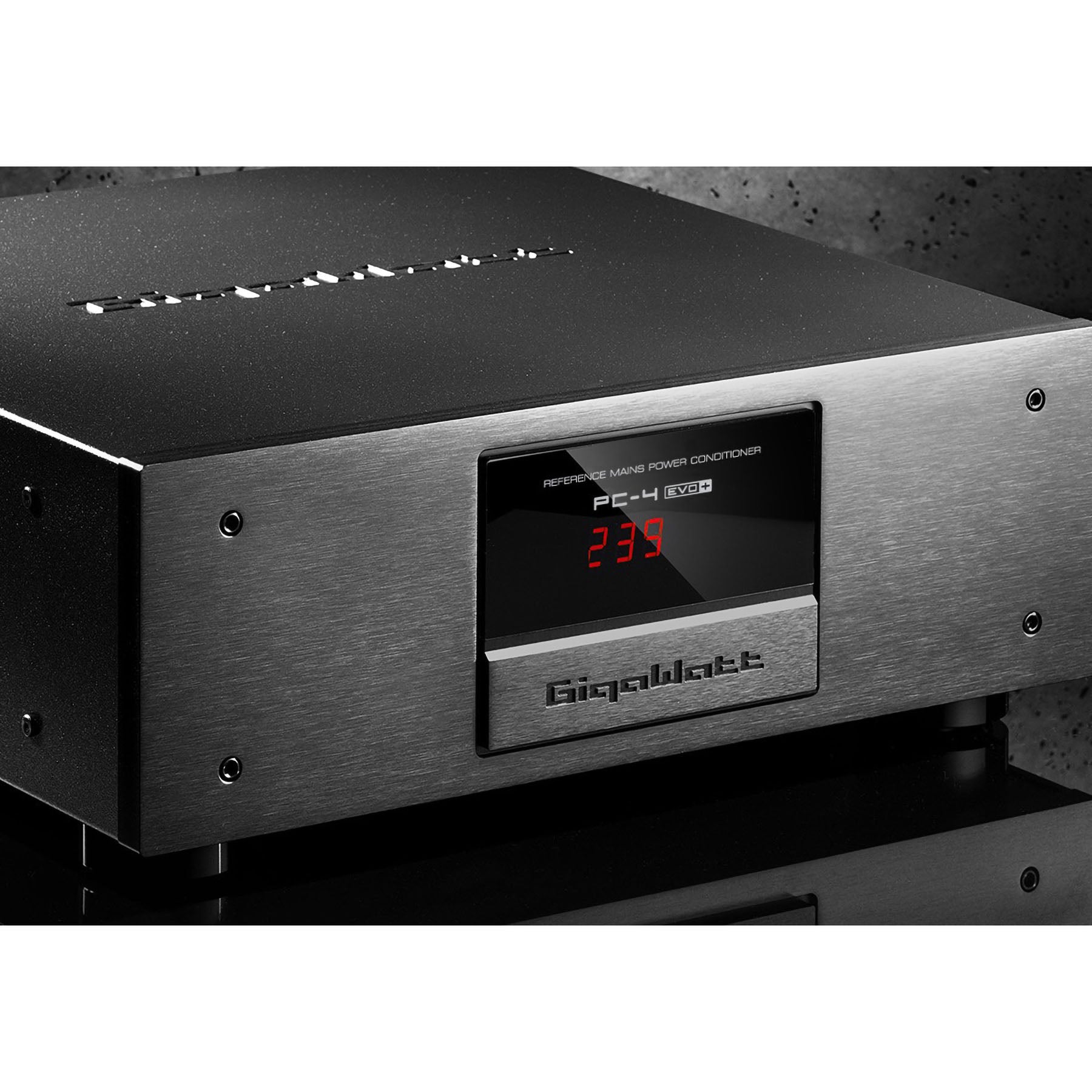 GigaWatt PC-4 EVO+ ver. 24 Reference Power Line Conditioner