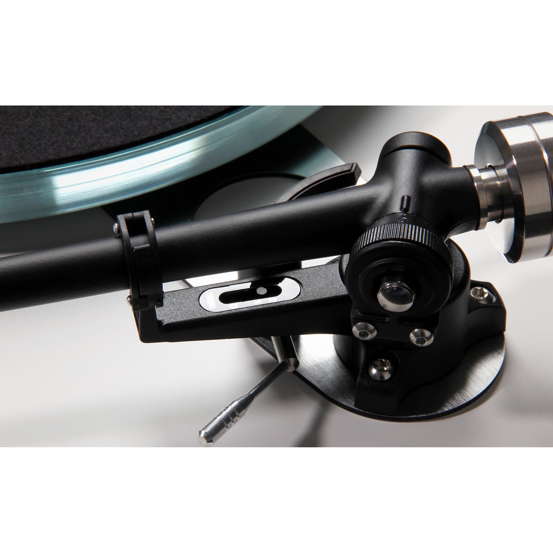 Rega Planar 6 Turntable