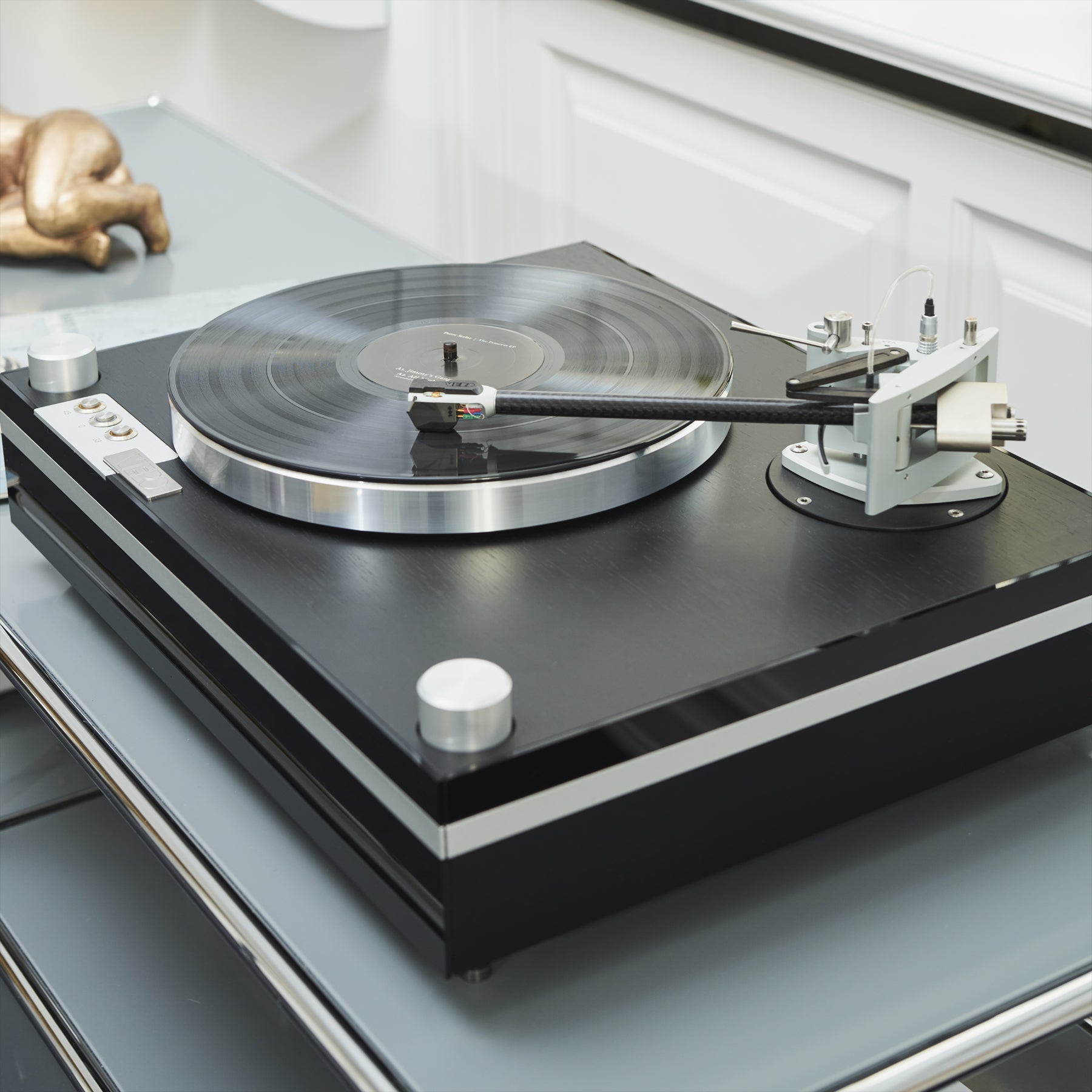 Thiele TT01 Zero Tracking Error Turntable