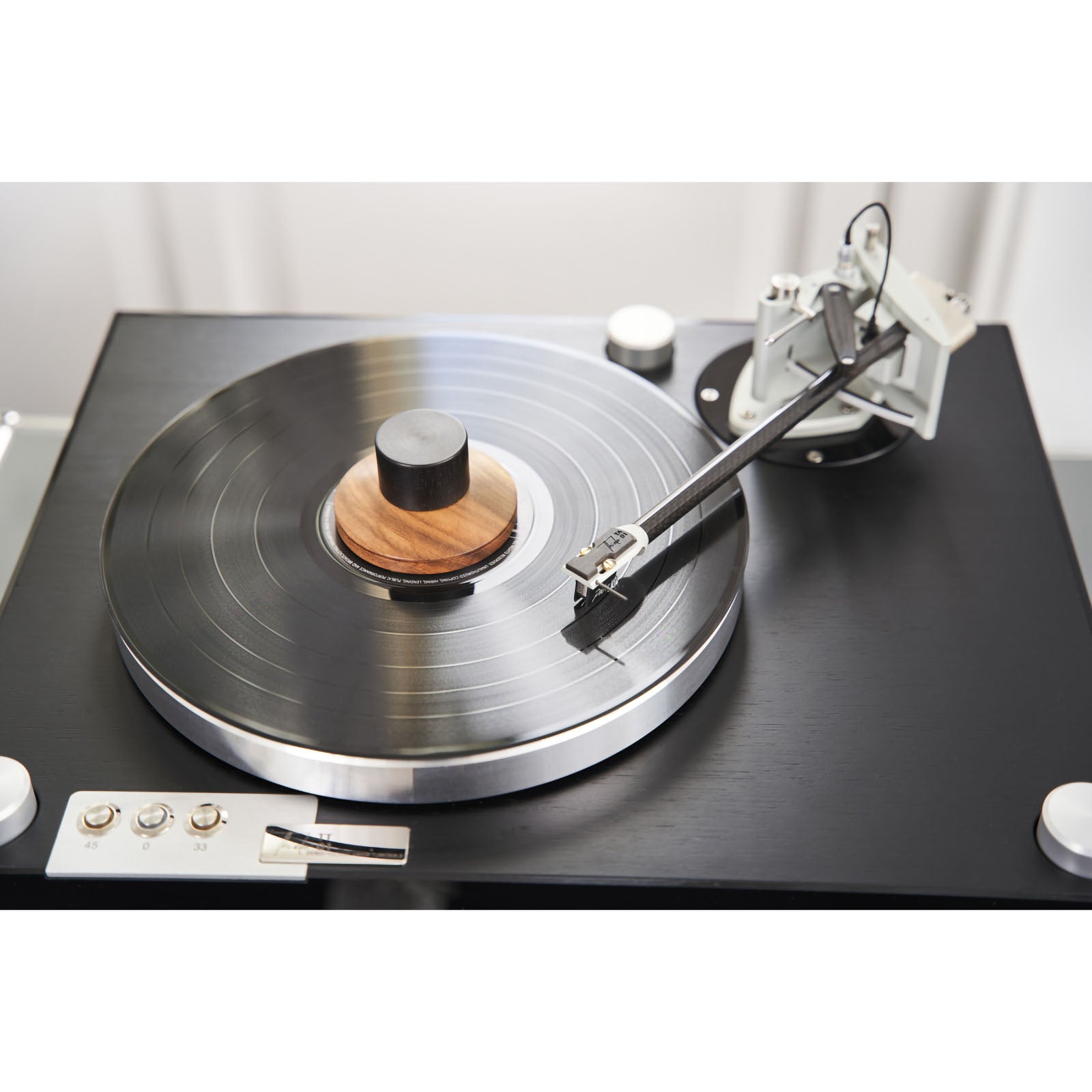 Thiele TT01 Zero Tracking Error Turntable