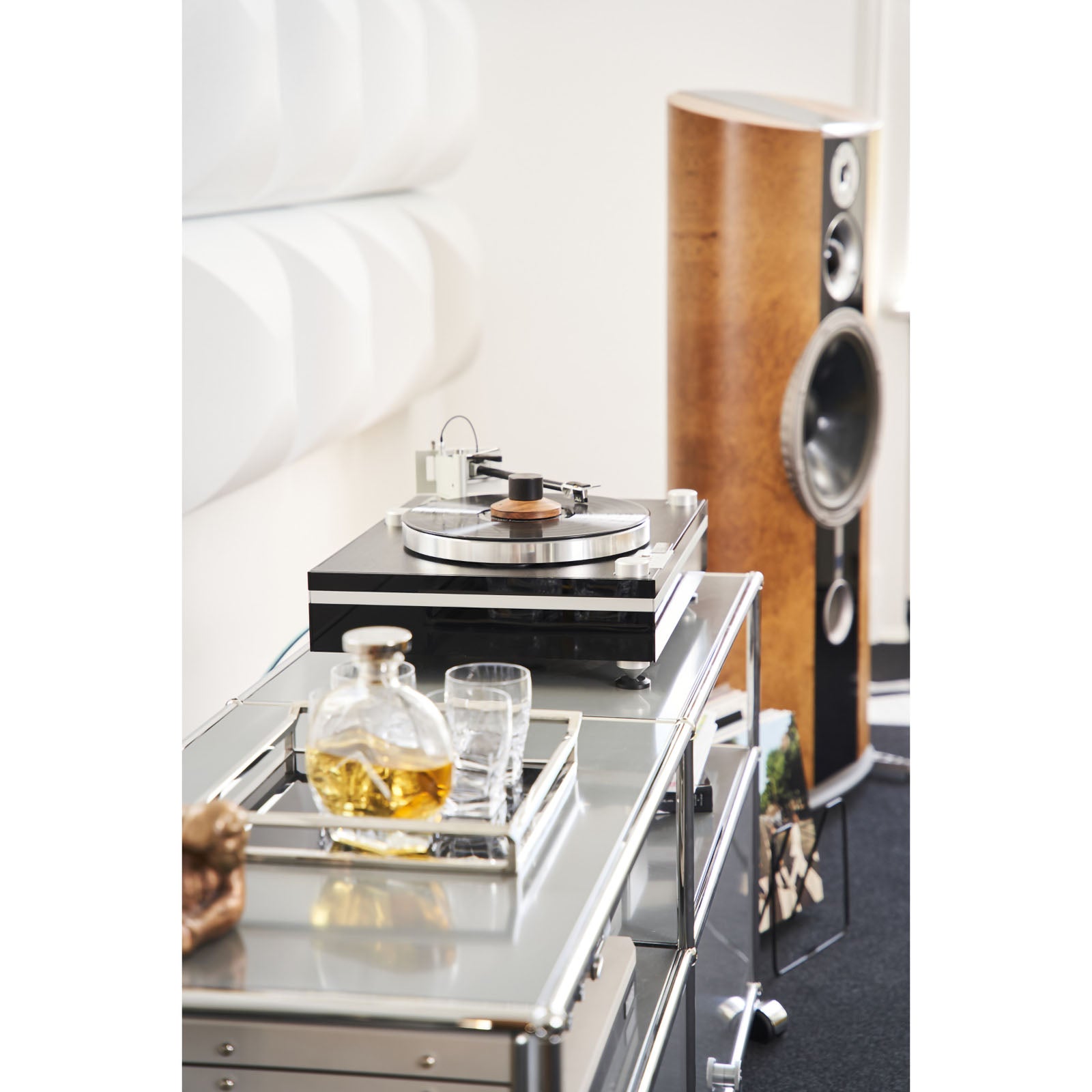 Thiele TT01 Zero Tracking Error Turntable