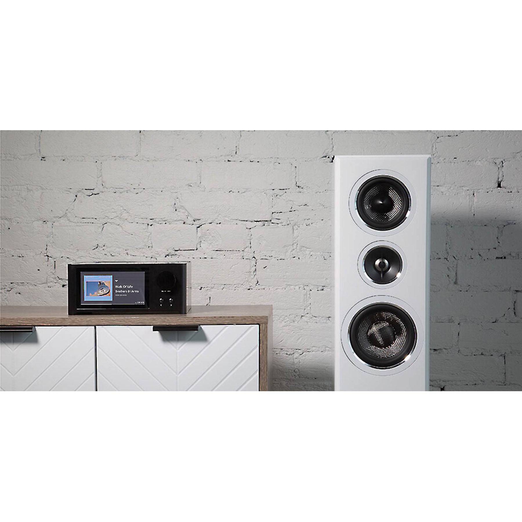 NAD C700 V2 BluOS Streaming Amplifier