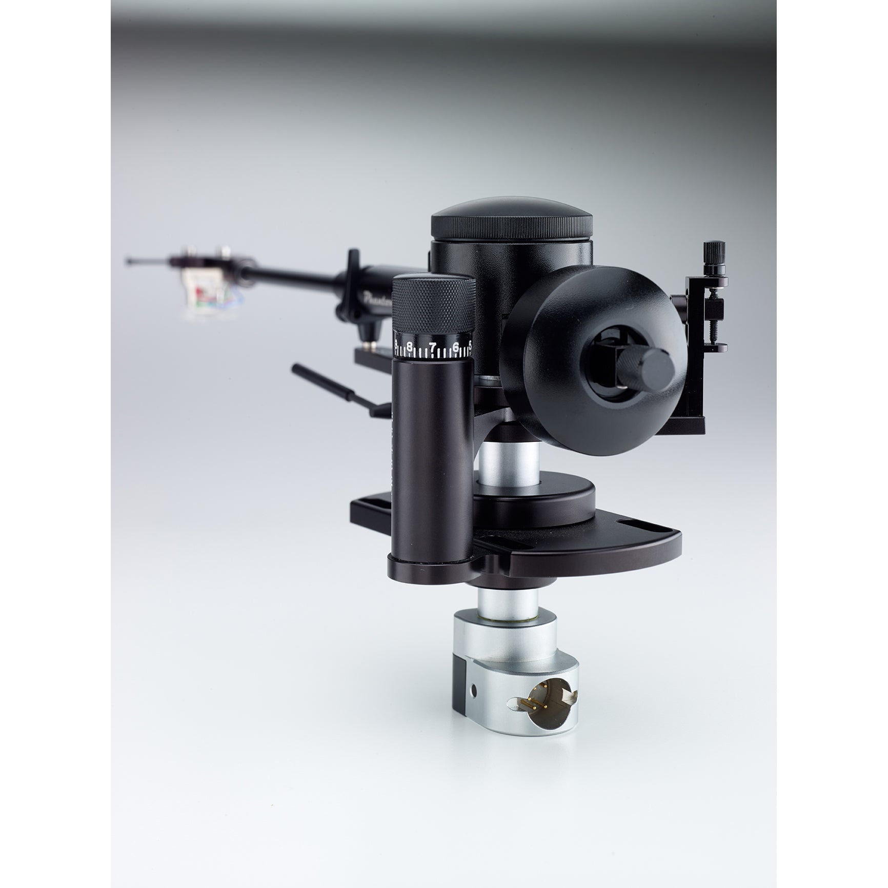 Graham Engineering Phantom III 10-inch Reference Tonearm with SME Base and Without Tonearm Cable