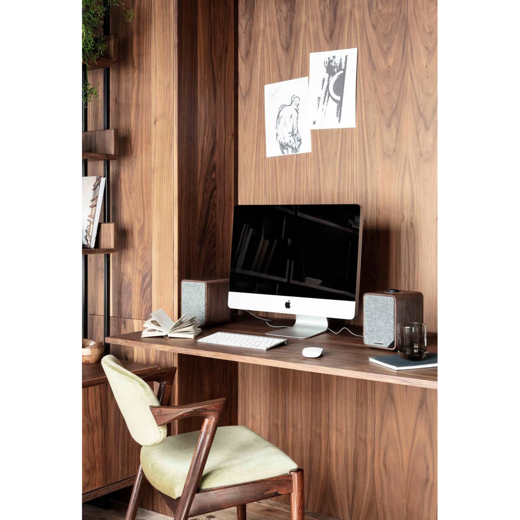 #Colour_Rich Walnut