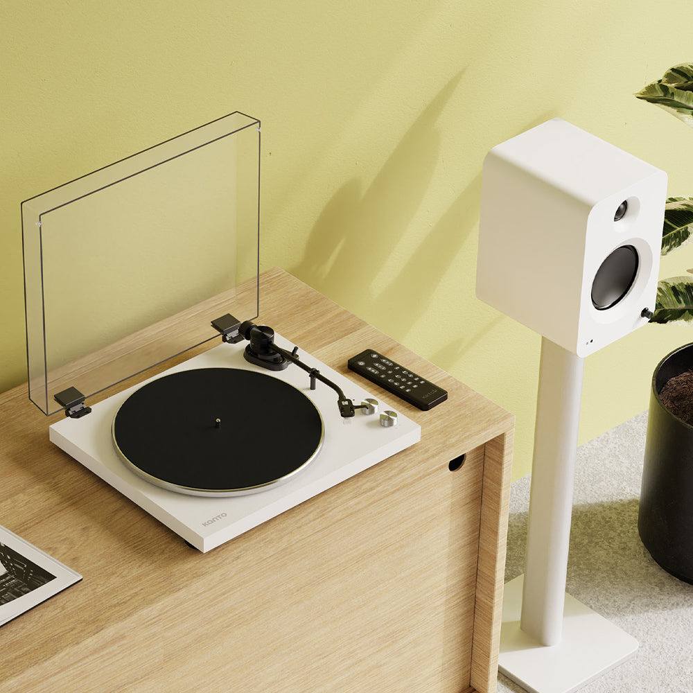 Kanto OBI3 Turntable - Matte White with Kanto ORA 100W Powered Speakers - White Bundle