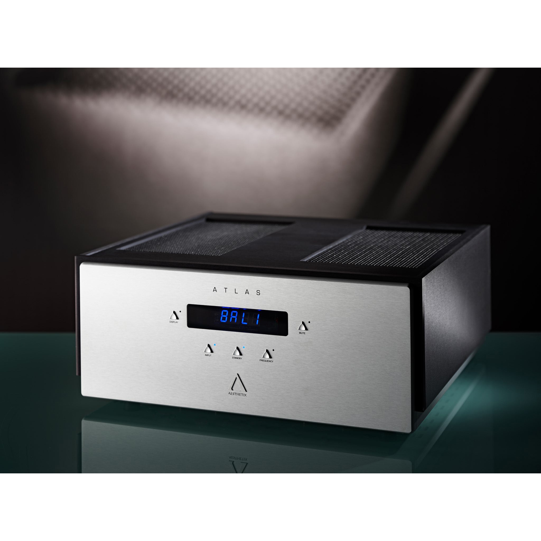 Aesthetix Atlas Stereo Saturn Series 200W Stereo Power Amplifier