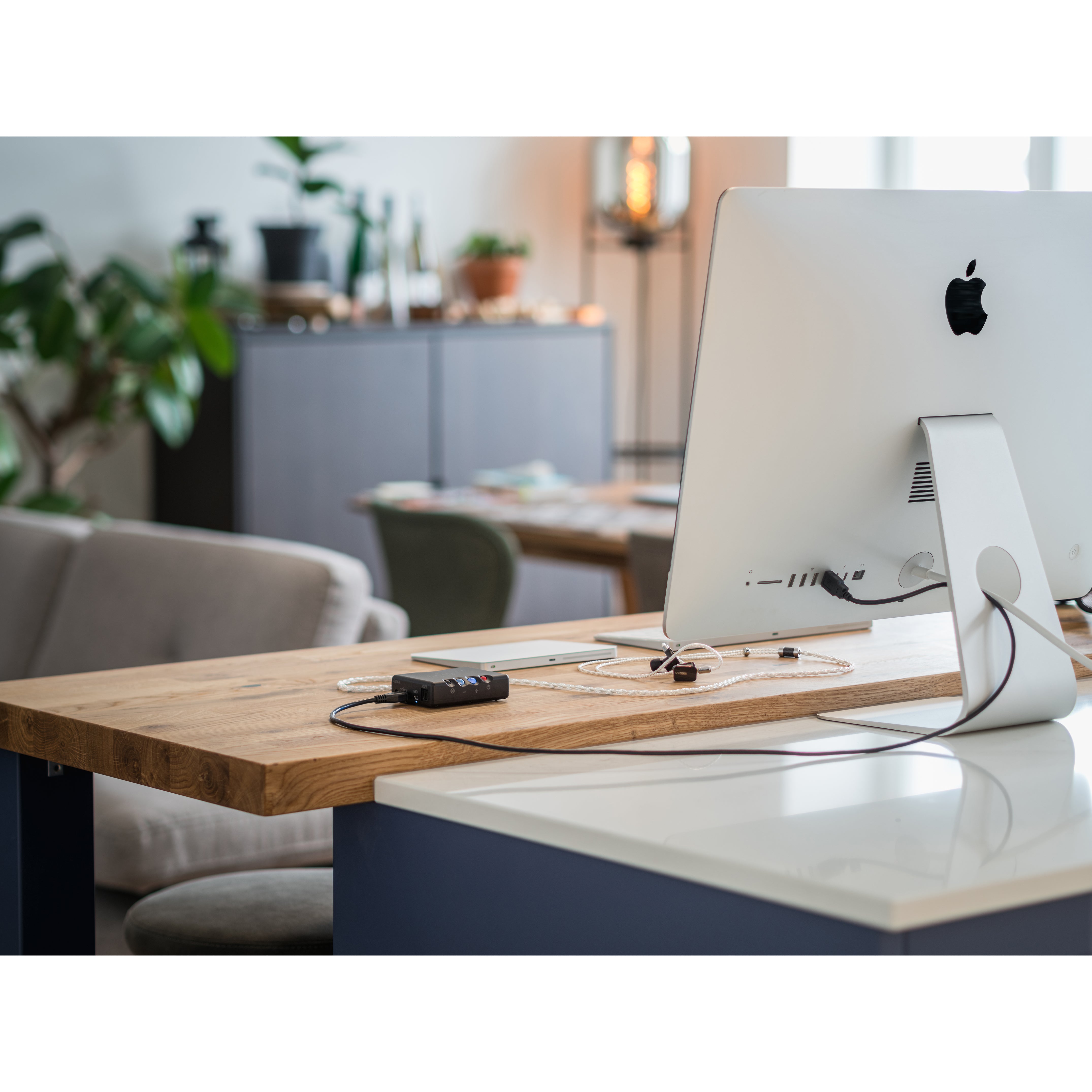 Chord Mojo 2 Portable DAC/Headphone Amplifier - New version