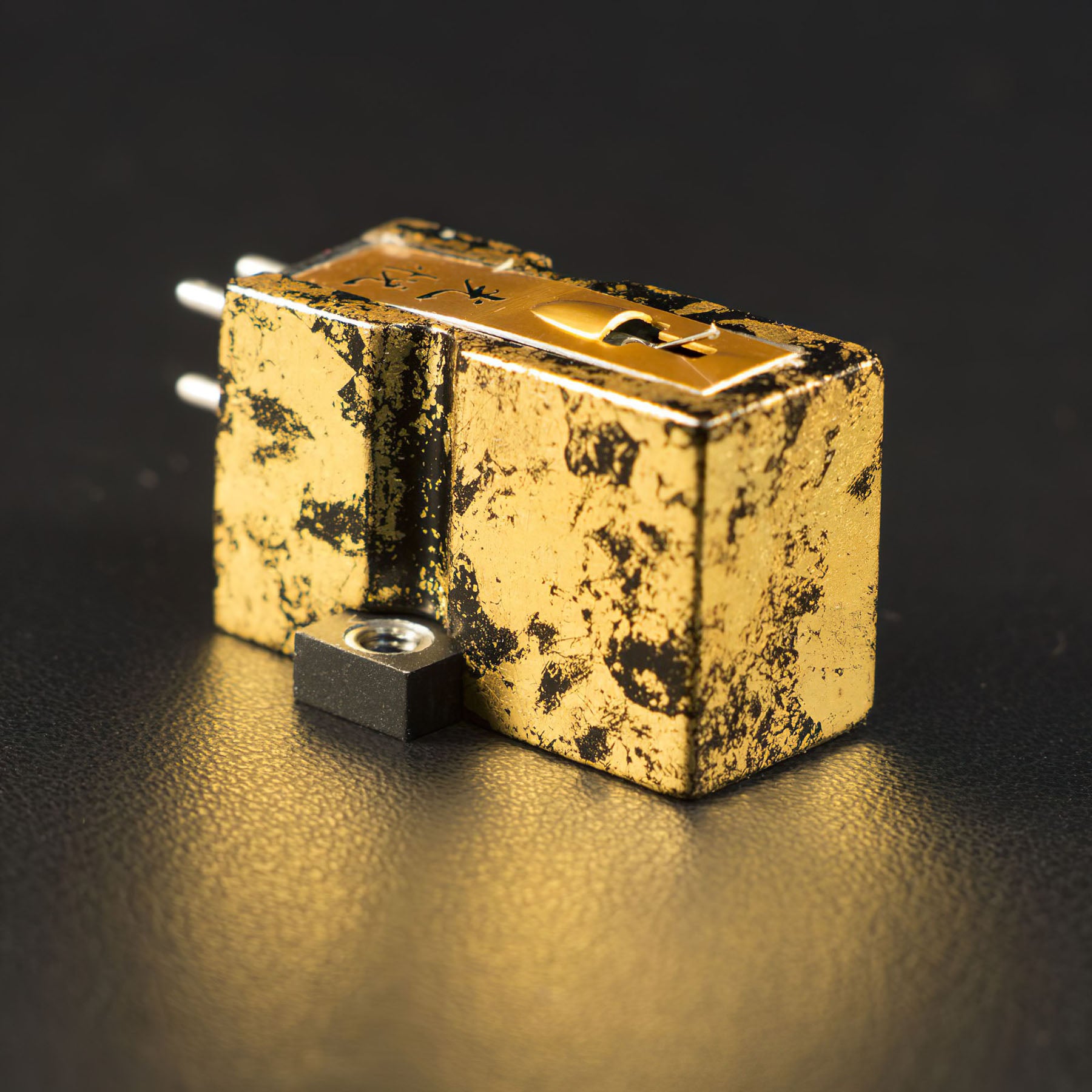 Koetsu Urushi Wajima (Gold) MC Phono Cartridge