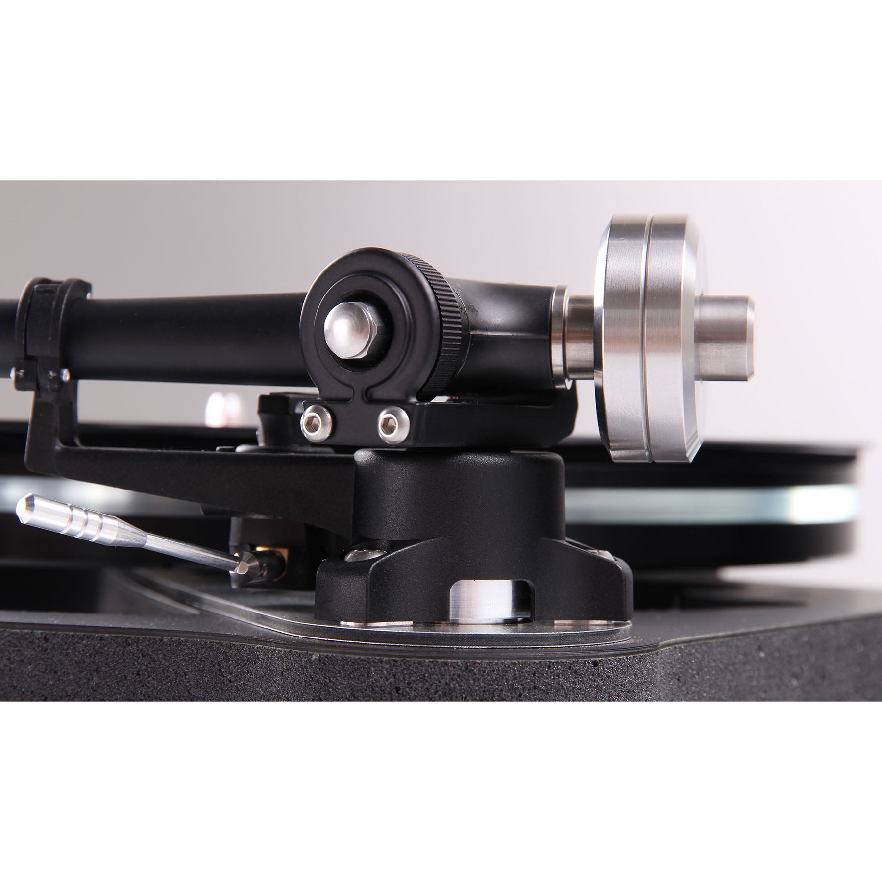 Rega Planar 8 Turntable