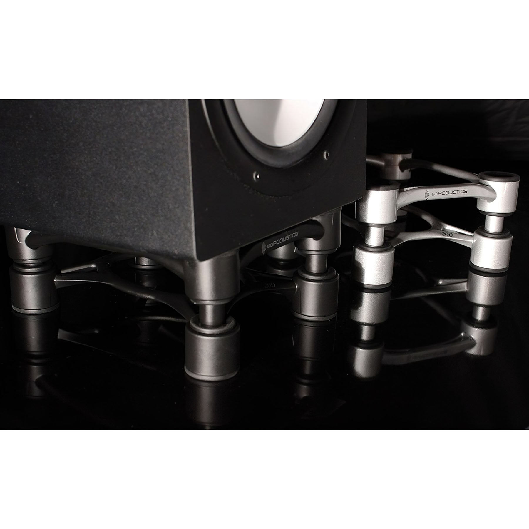 IsoAcoustics Aperta200 (pair)