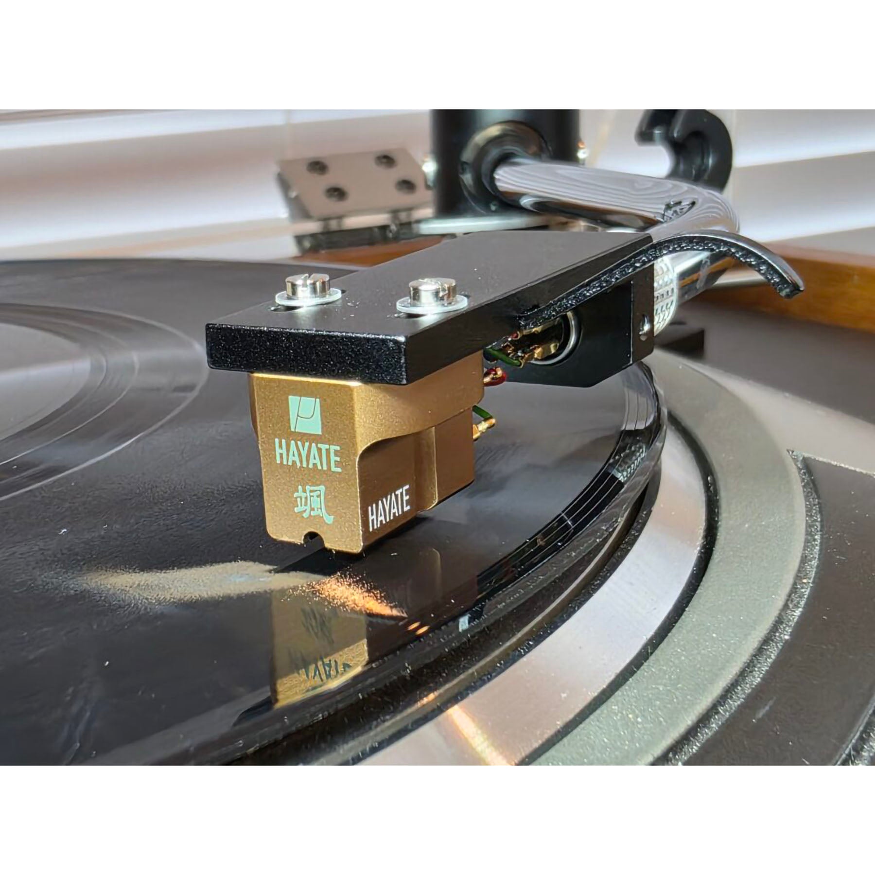 Mutech Hayate Yokeless Ring Magnet MC Cartrridge