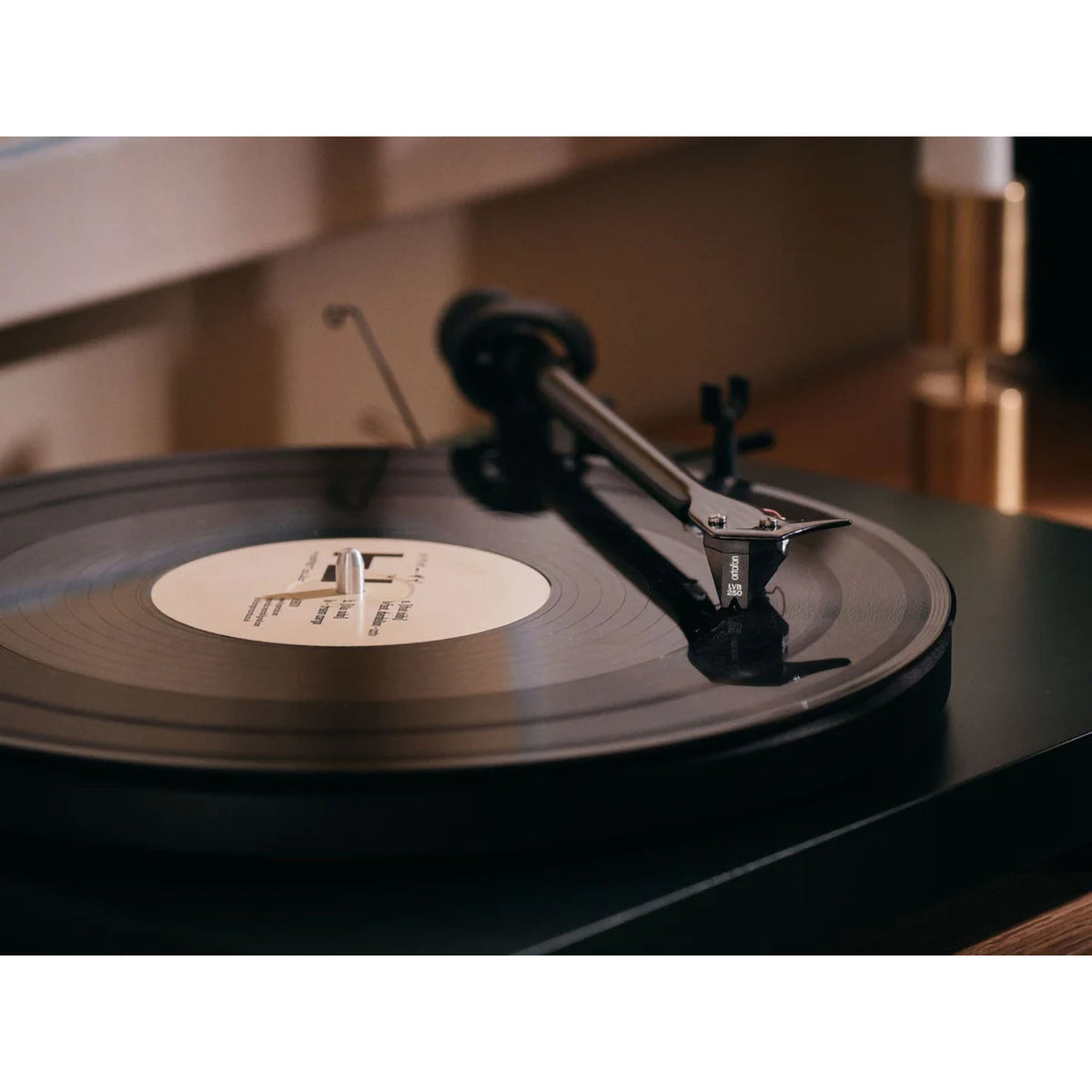 Ortofon 2MR Black LVB 250 Suits Rega Turntables Moving Magnet Cartridge