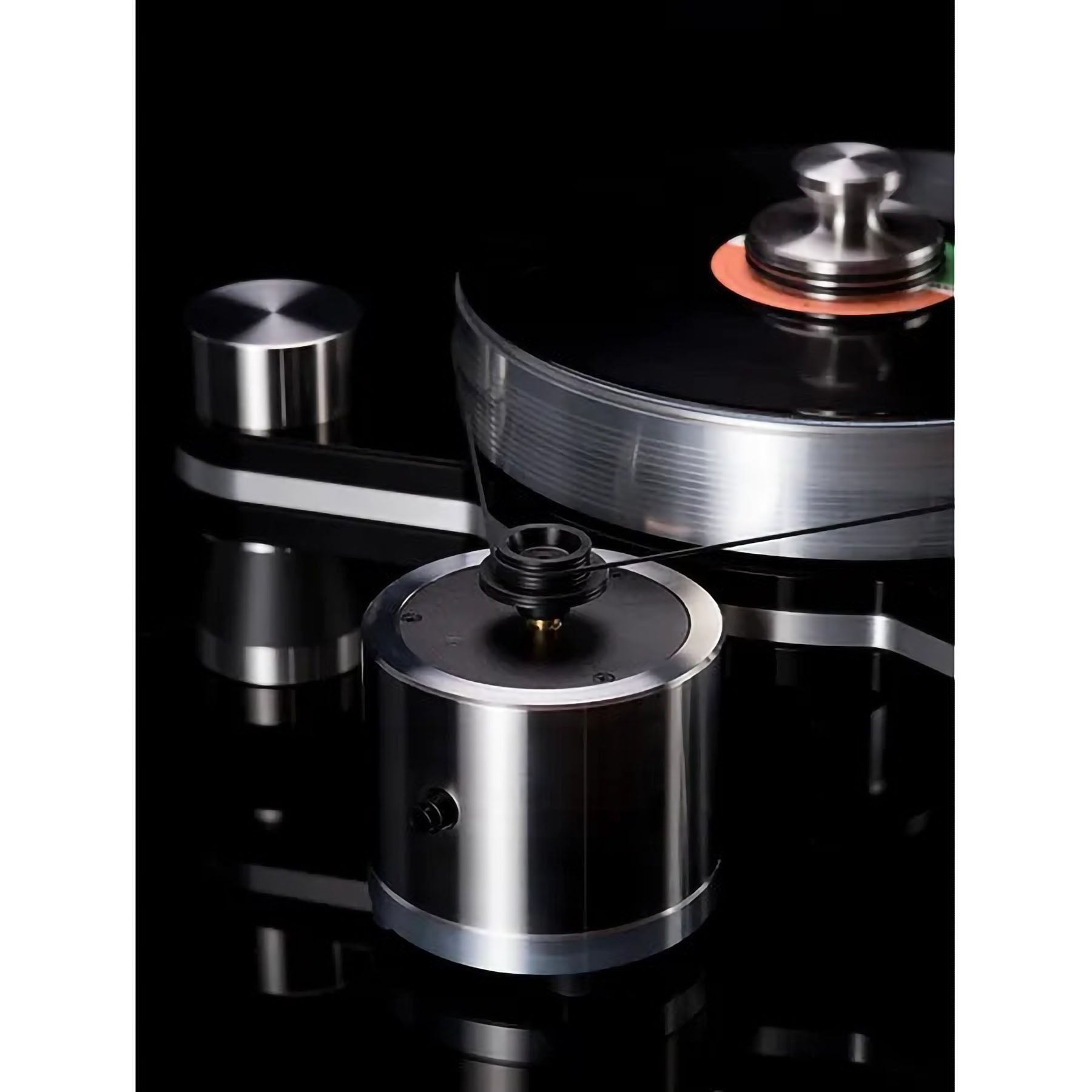 VPI Avenger Turntable