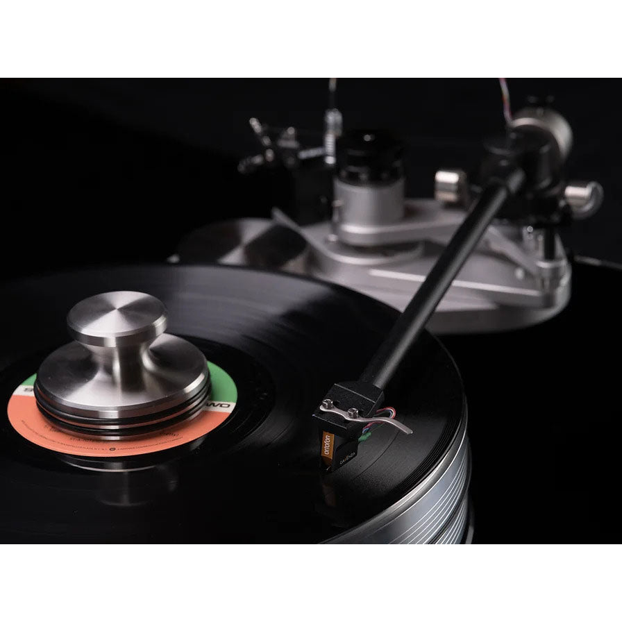 VPI Avenger Turntable