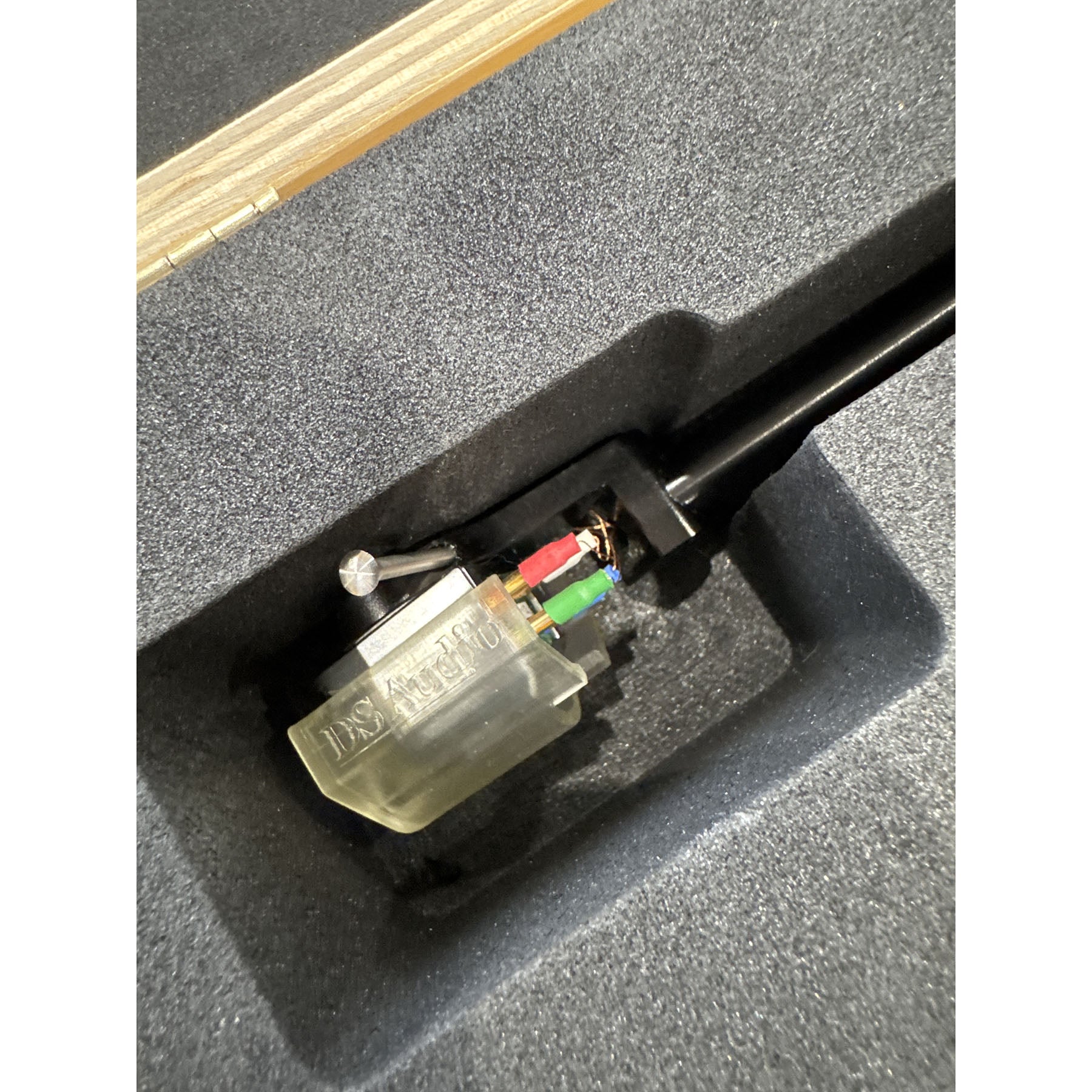 [Trade-in] AMG Giro MkII Turntable Package – with 9W2 Tonearm and DS Audio DSE1 Cartridge