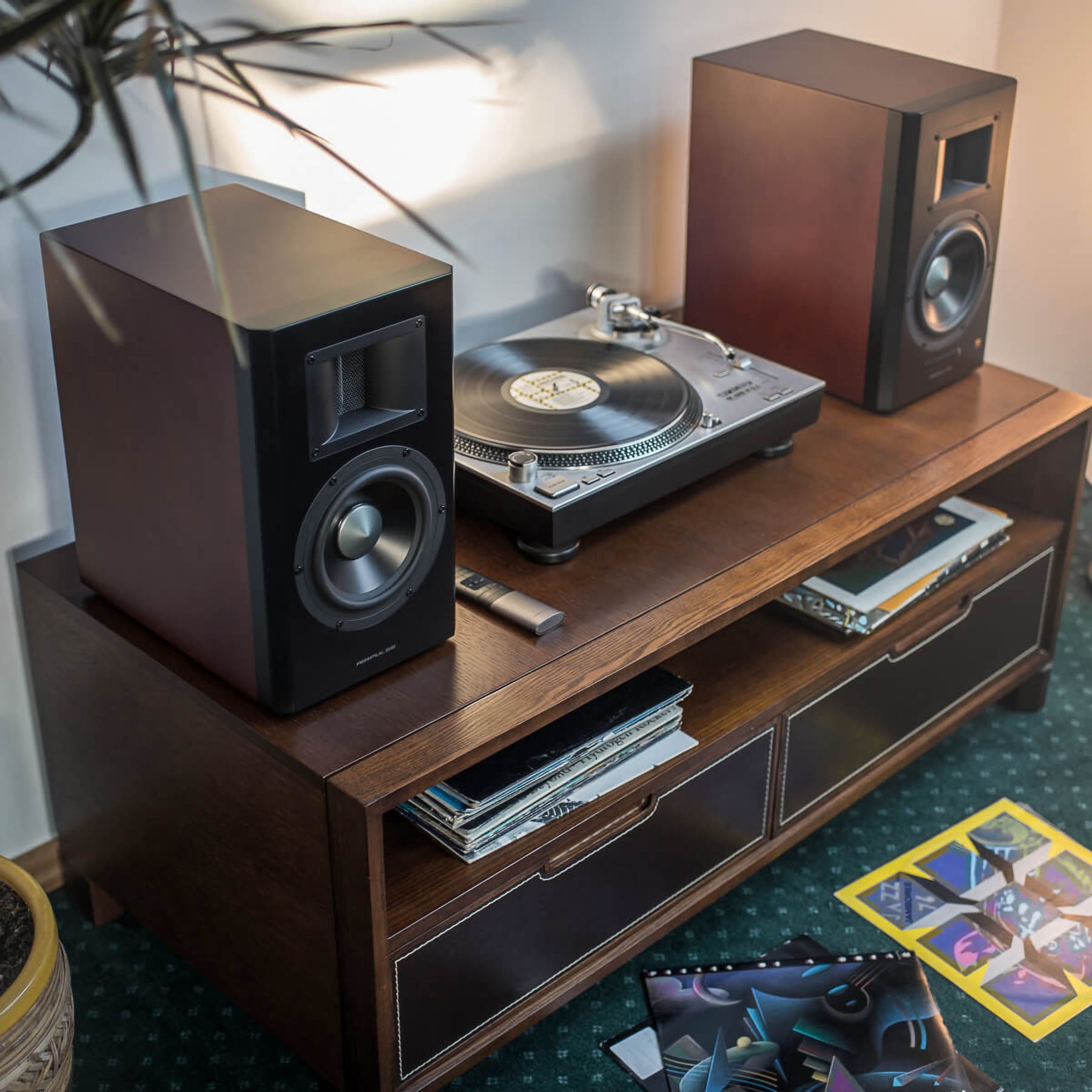 Airpulse A300 Active HiFi Speakers with Hi-Res Audio - Red Cherry [ex-demo]