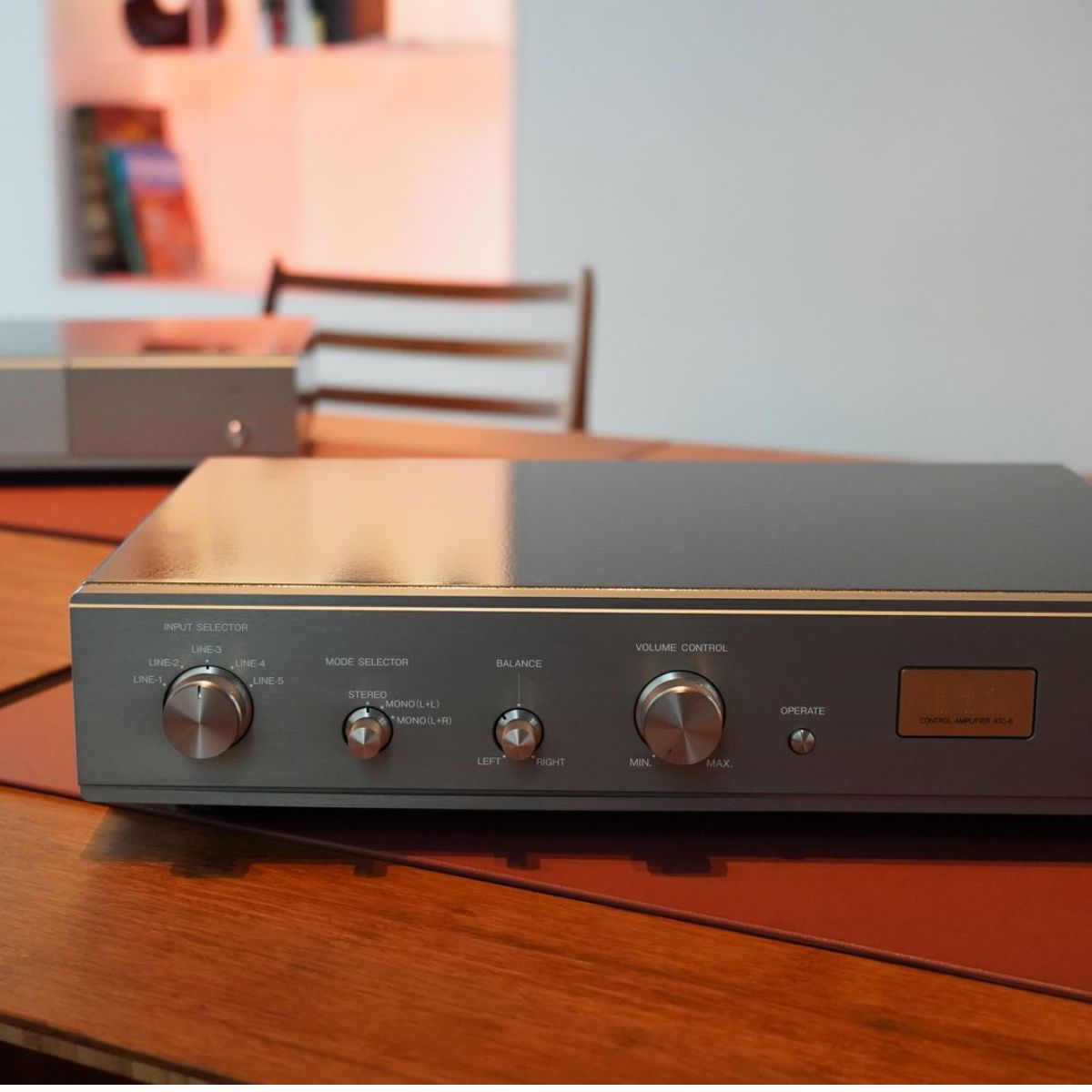 Air Tight Air Tight ATC-6 Line Control Preamplifier
