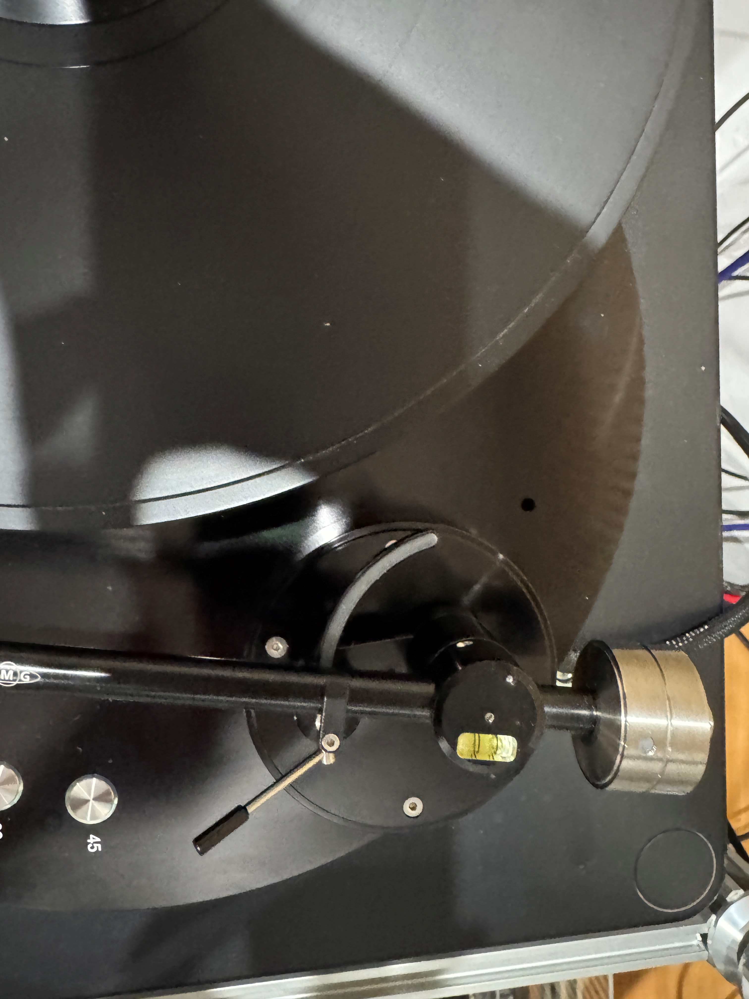 AMG Giro MkII Turntable with AMG 9W2 Tonearm (Traded in)