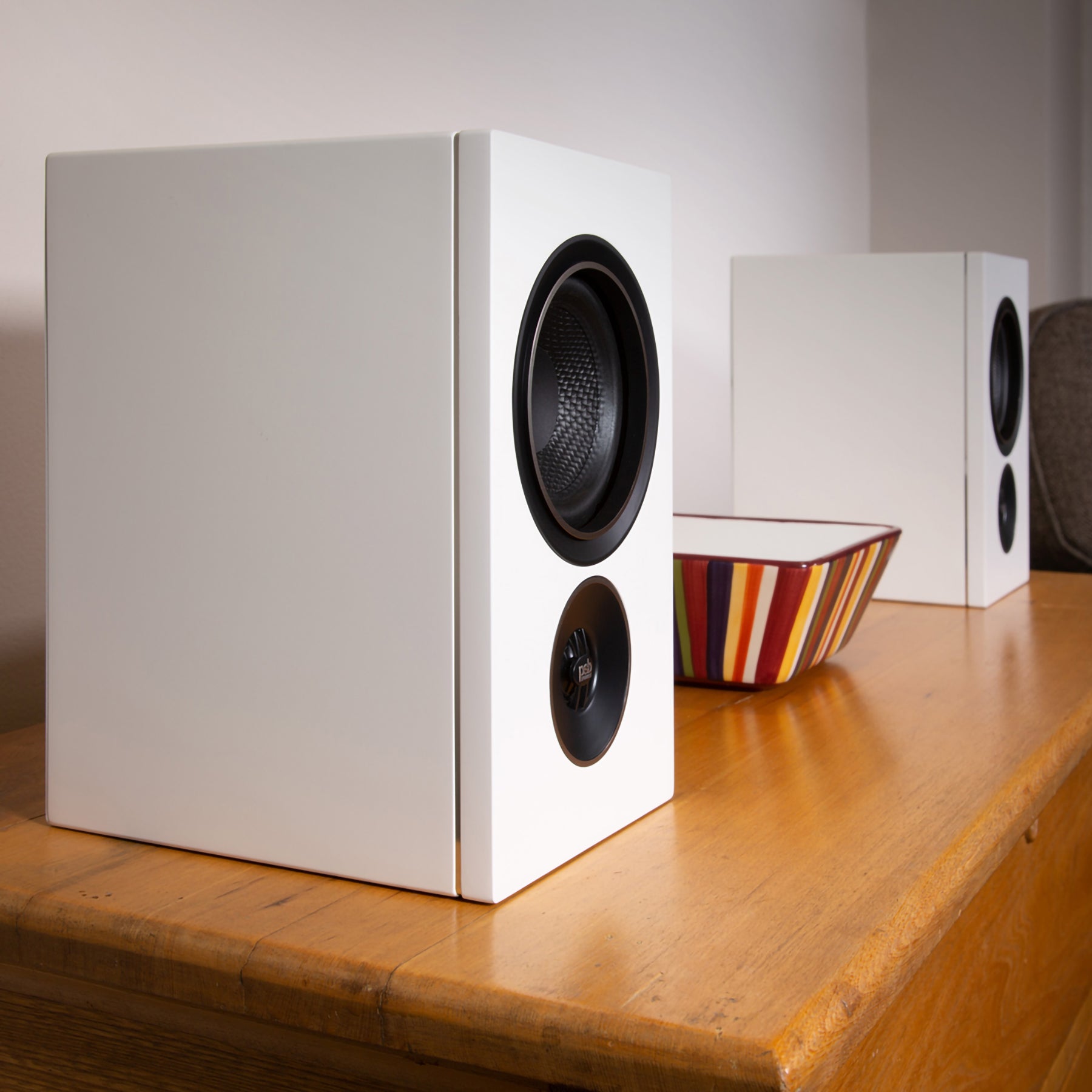 PSB Alpha iQ - Streaming Powered Bookshelf Speakers with BluOS (pair)