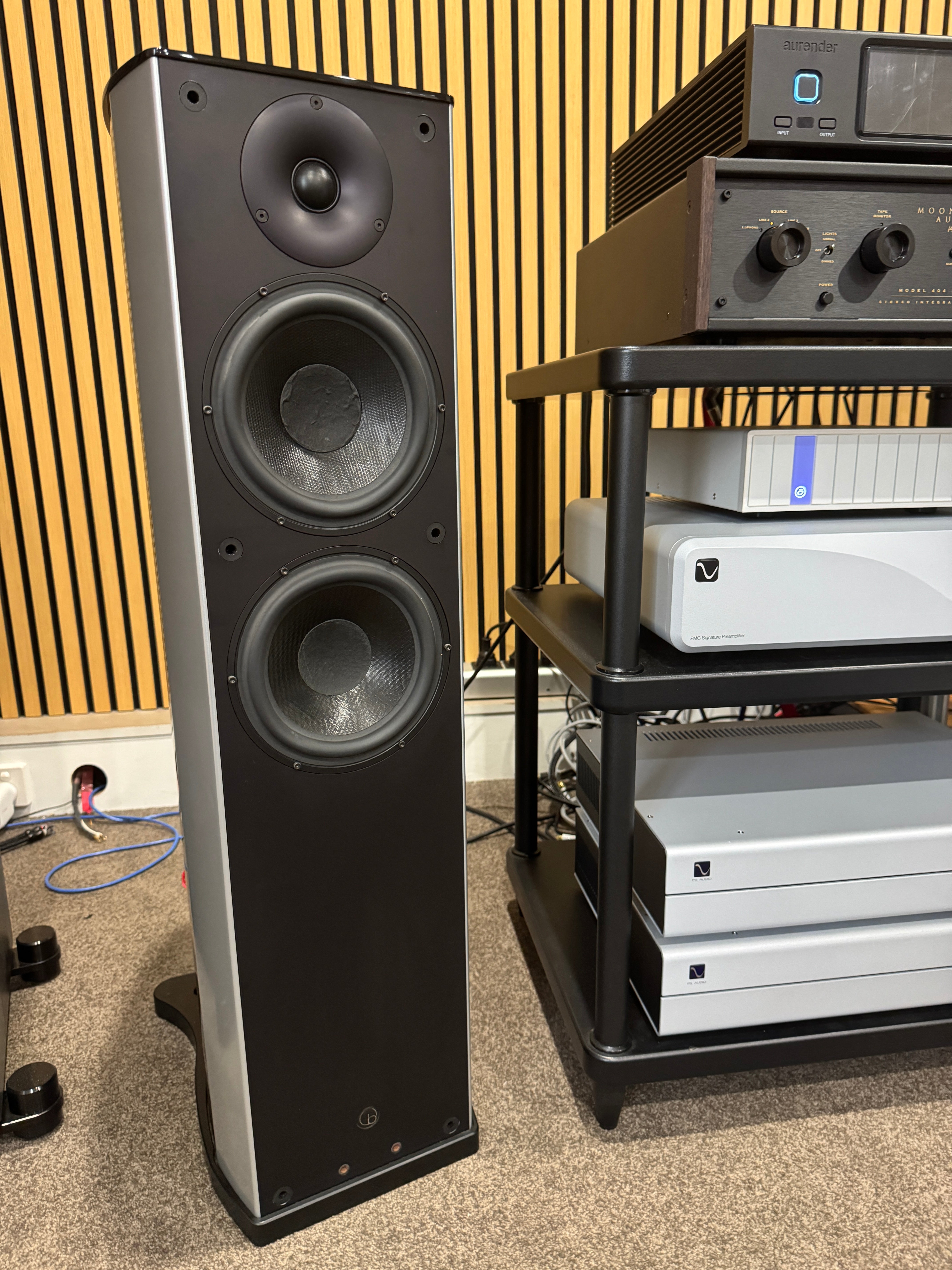 Traded Wilson Benesch Vector Speakers pair