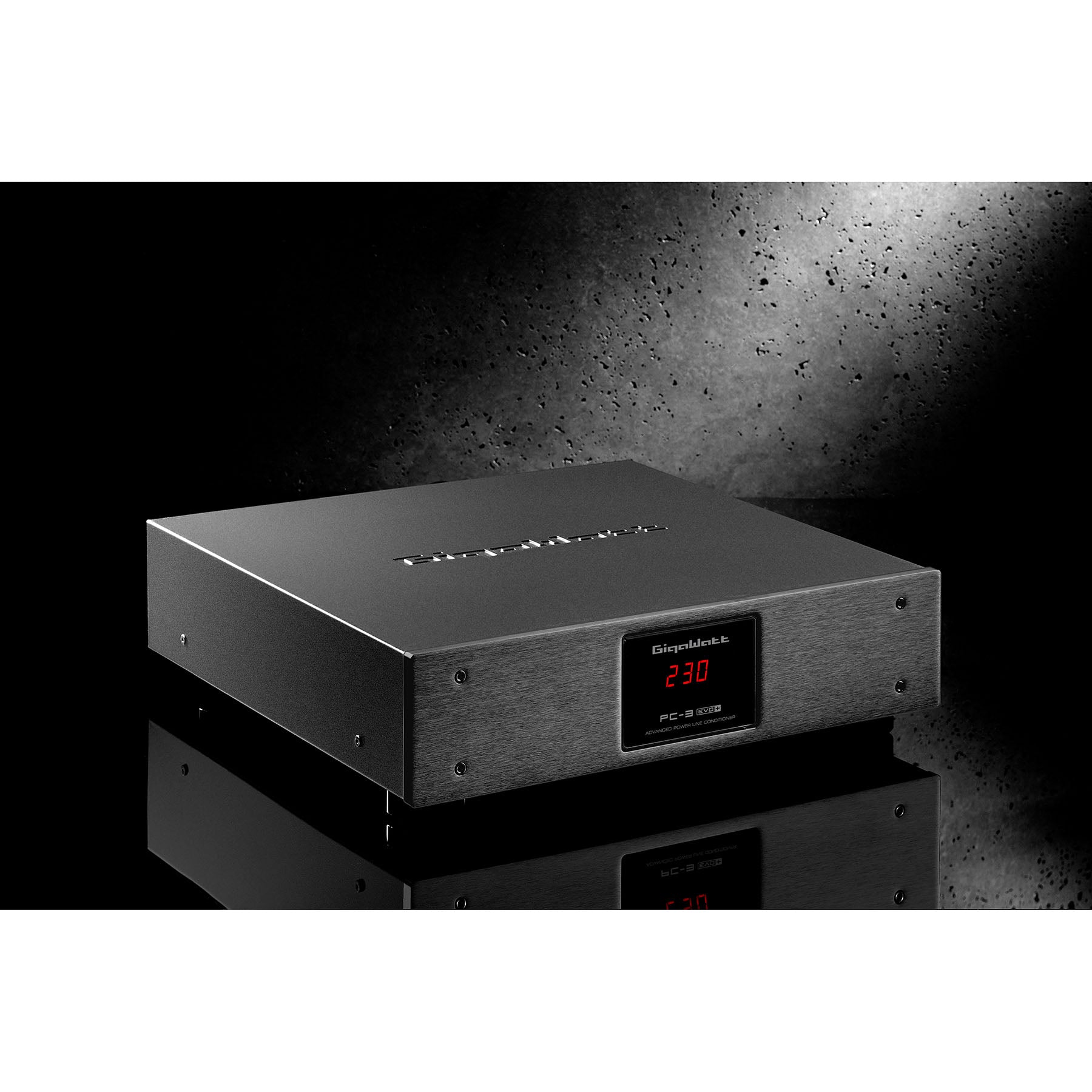 GigaWatt PC-3 EVO+ Premium Power Line Conditioner