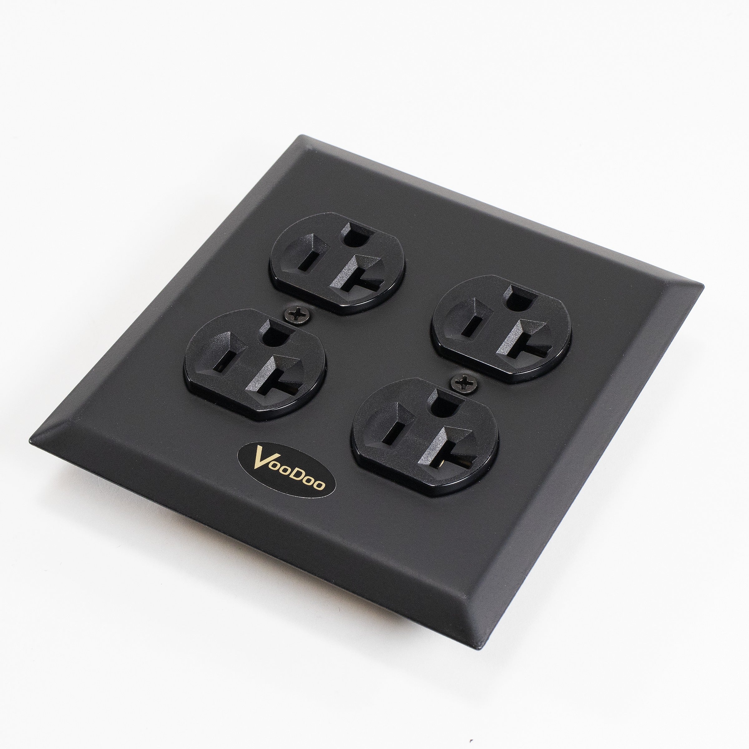 Voodoo Cable PowerPhase AC Isolated Ground Outlets