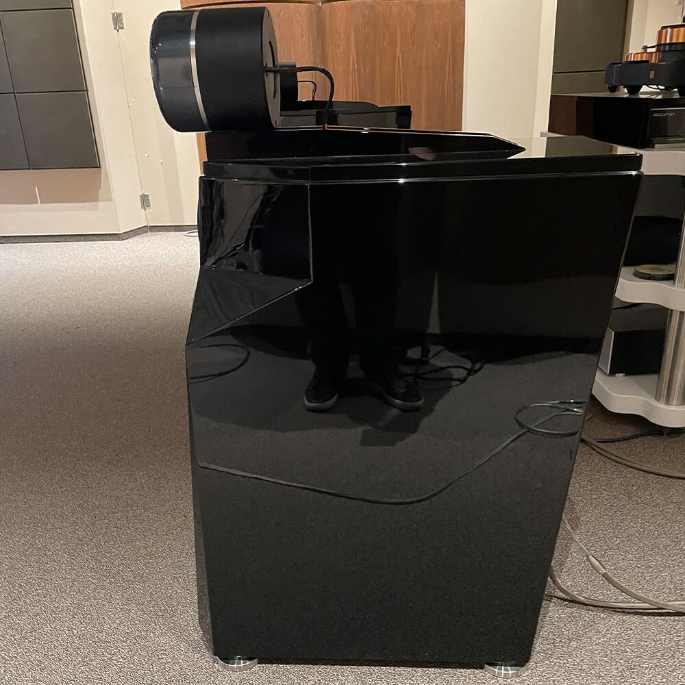 Cessaro Horn Acoustics Mendelssohn Horn Loaded 3-Way Speaker System with Level Adjust and Feet