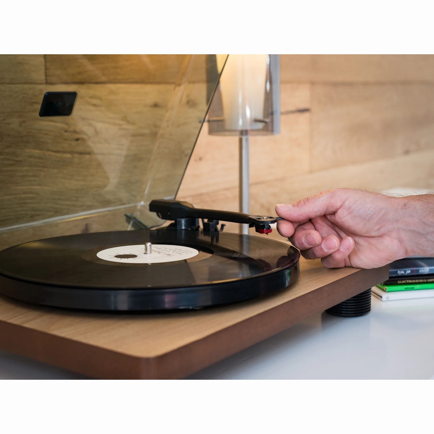 Lenco LS-50 Turntable with Built-In Speakers USB Encoding