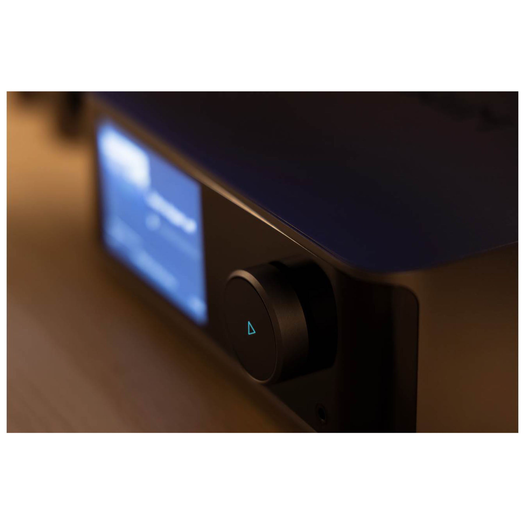 WiiM Ultra Wireless Audio Streamer and Digital Hub