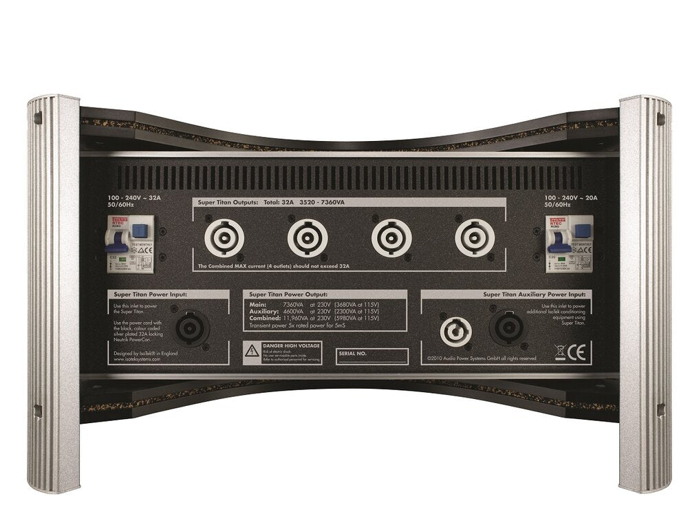IsoTek EVO3 Super Titan Power Conditioner