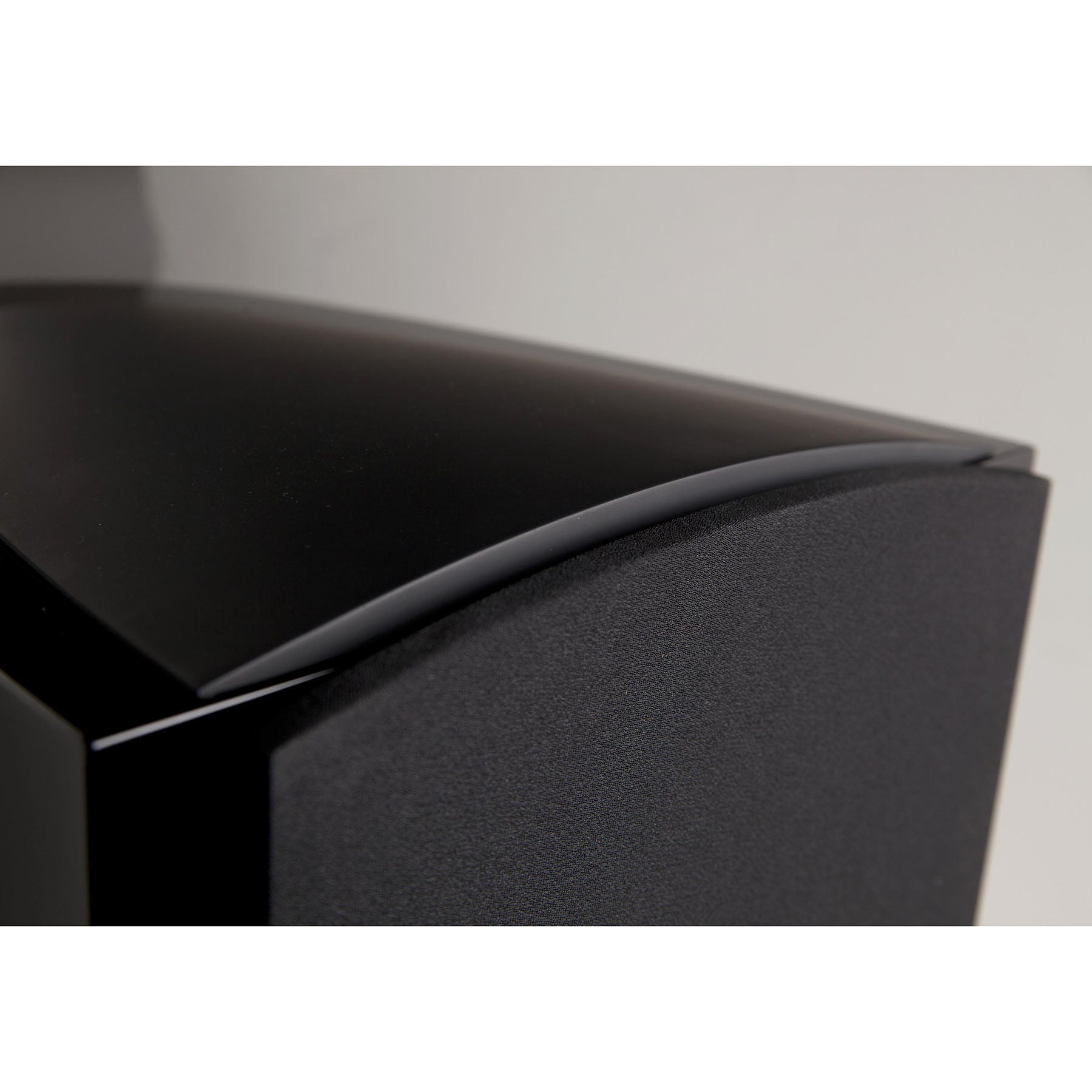 Revel F208 3-Way 8" Floorstanding Tower Loudspeaker (pair)