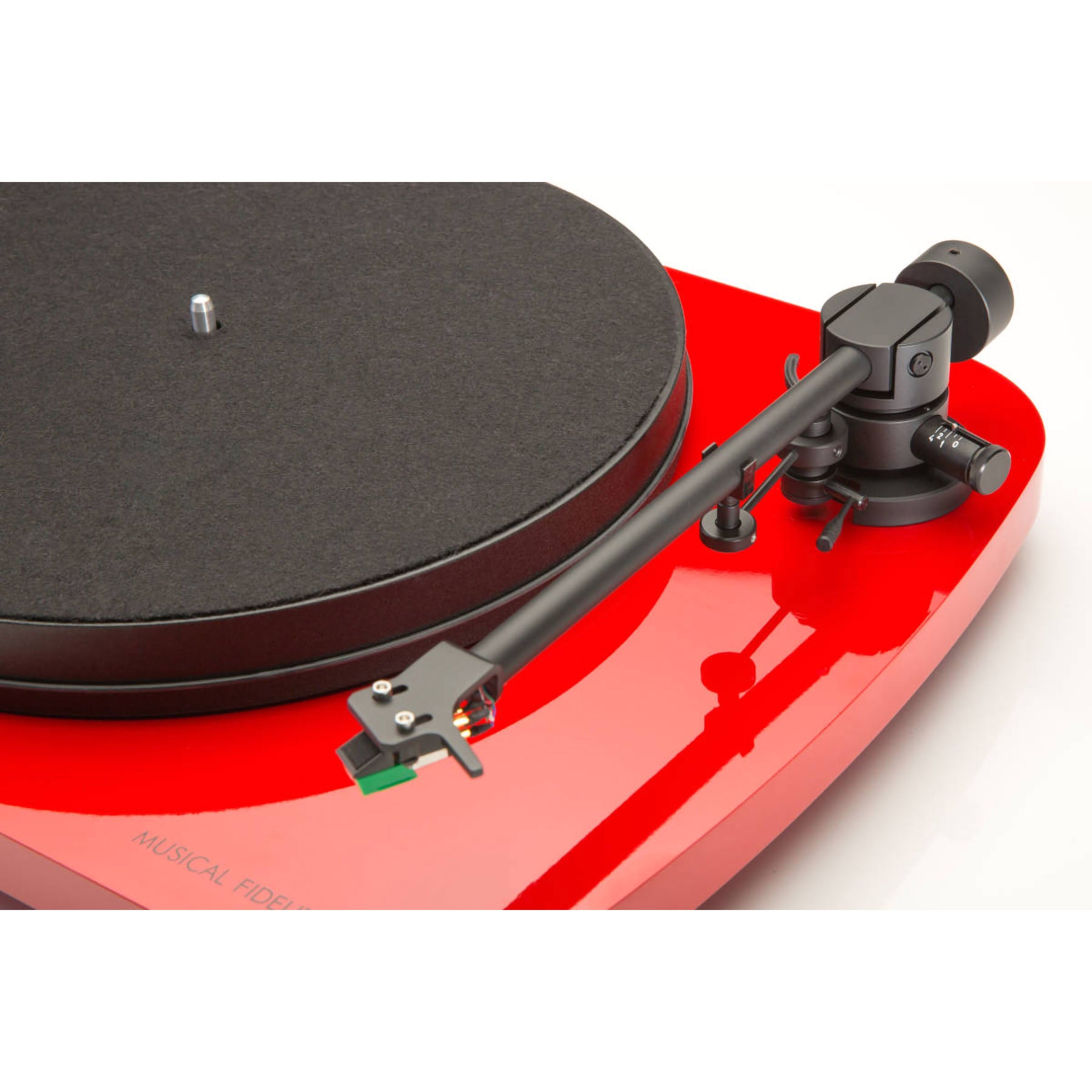 Musical Fidelity Roundtable S Turntable with 2M Red Cartridge