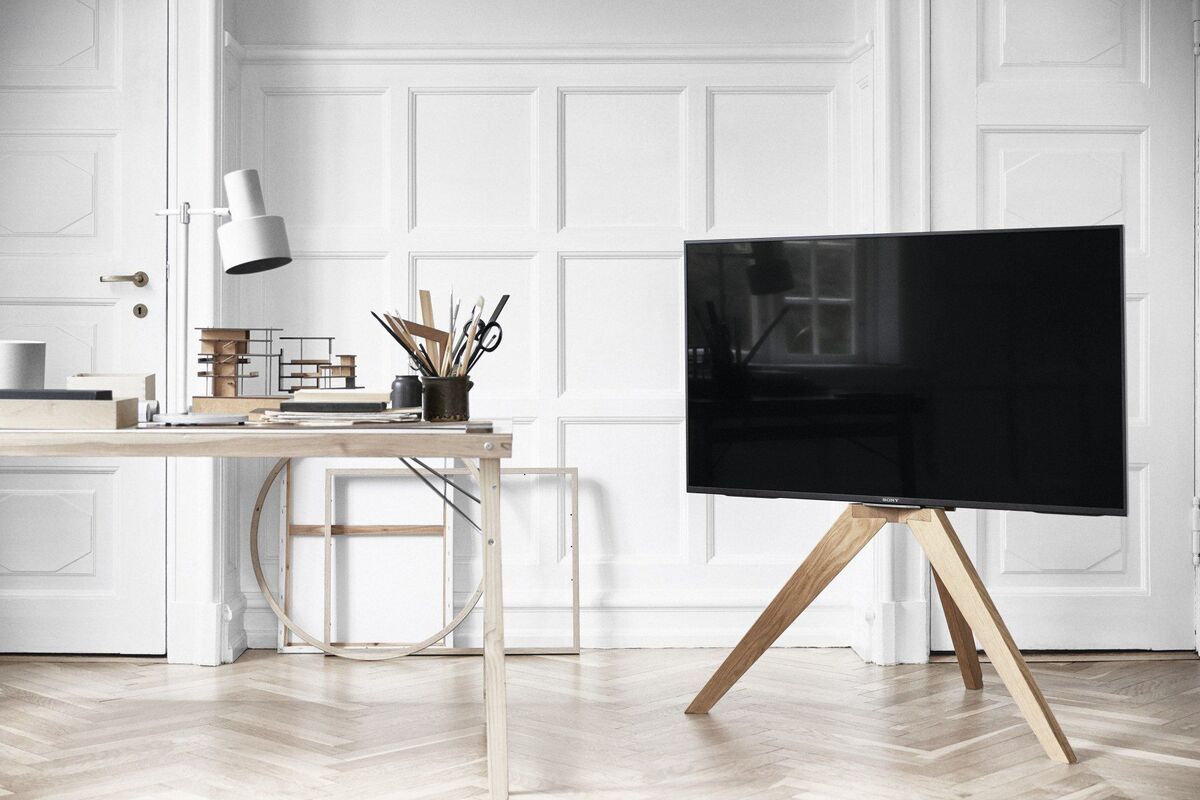Vogel's NEXT OP1 TV Floor Stand